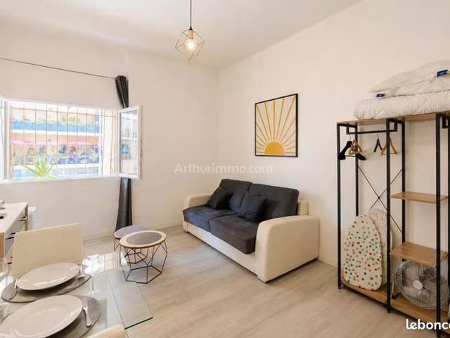 Studio 1 pièce 24 m²