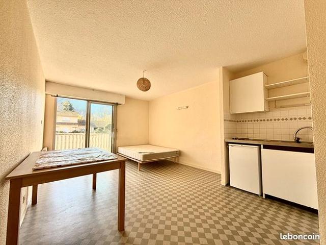 Studio 1 pièce 24 m²