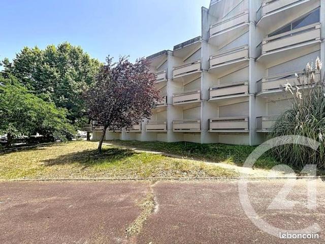 Studio 1 pièce 24 m²