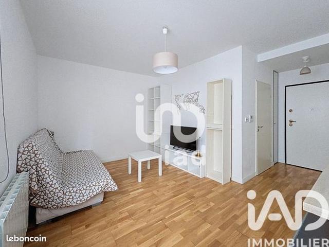 Studio 1 pièce 24 m²