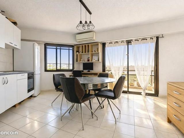 Studio 1 pièce 25 m²