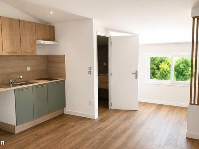 Studio 1 pièce 25 m²