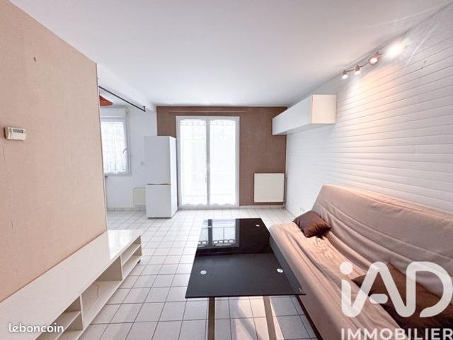 Studio 1 pièce 25 m²