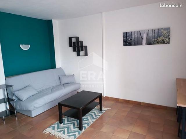 Studio 1 pièce 25 m²