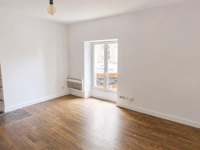 Studio 1 pièce 25 m²