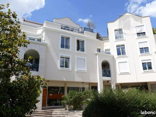 Studio 1 pièce 25 m²