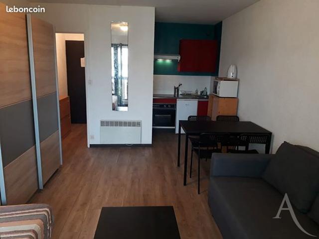 Studio 1 pièce 25 m²