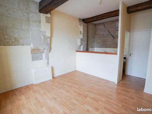 Studio 1 pièce 25 m²