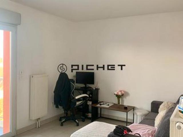 Studio 1 pièce 25 m²