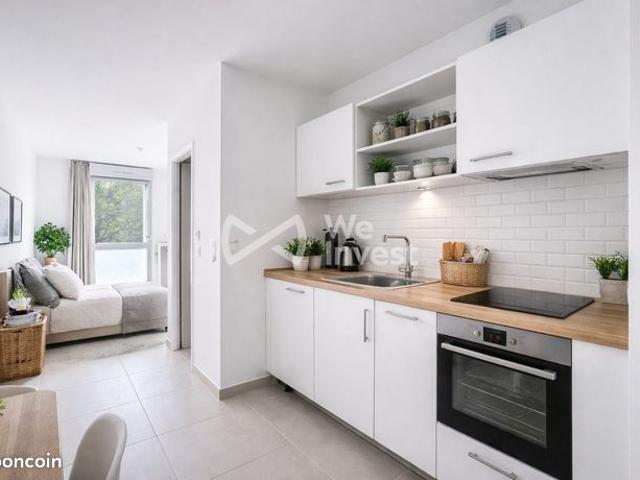 Studio 1 pièce 25 m²