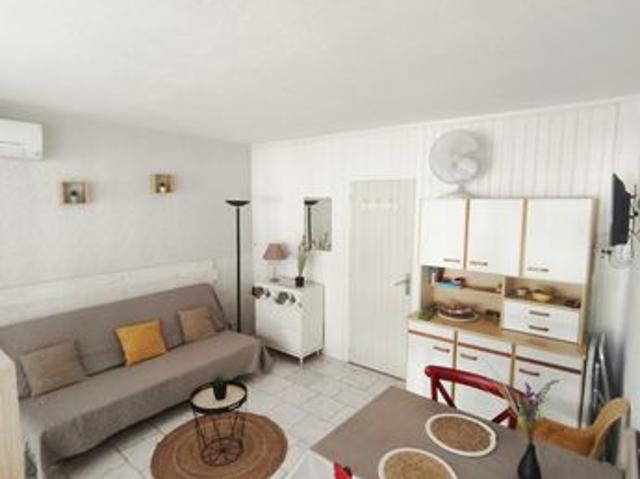 Studio 1 pièce 25 m²