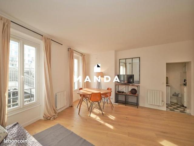 Studio 1 pièce 25 m²