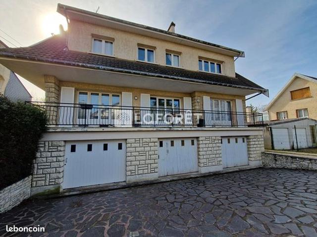 Studio 1 pièce 25 m²