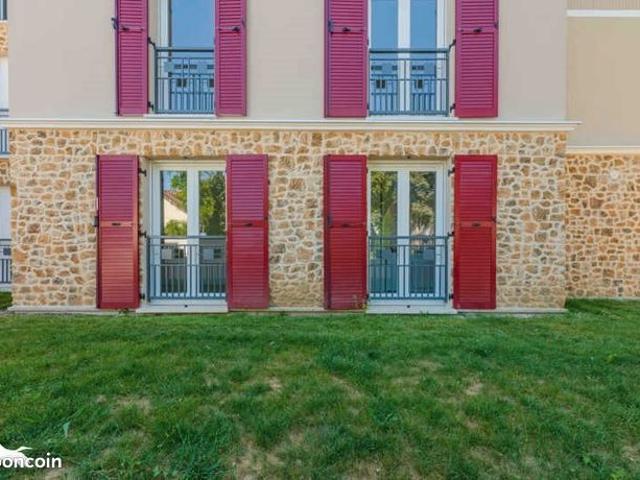 Studio 1 pièce 25 m²
