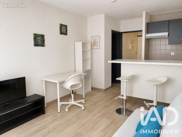 Studio 1 pièce 25 m²