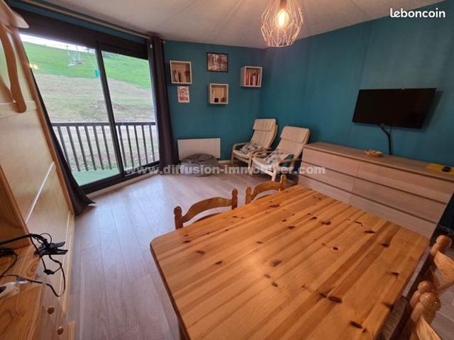 Studio 1 pièce 25 m²