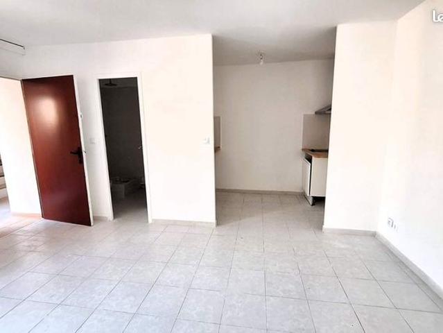 Studio 1 pièce 25 m²