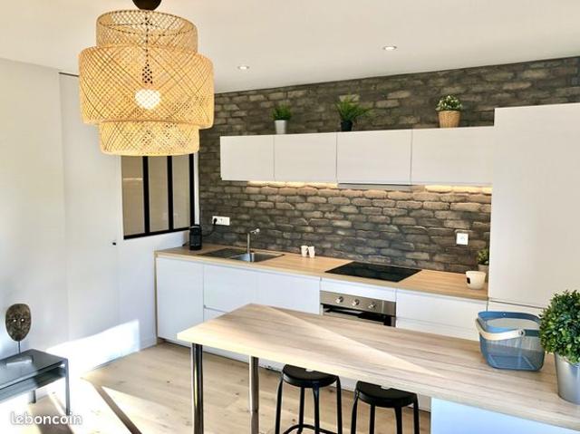 Studio 1 pièce 25 m²