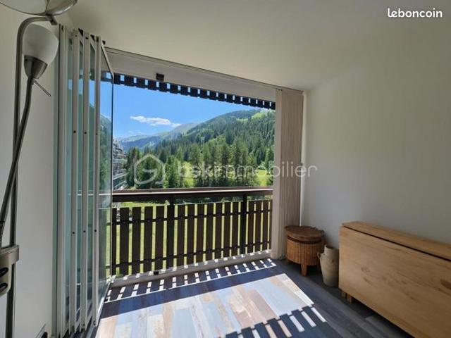 Studio 1 pièce 25 m²