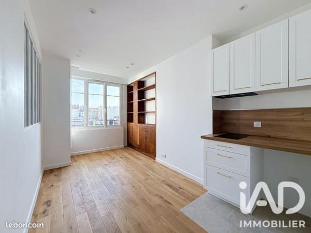 Studio 1 pièce 25 m²
