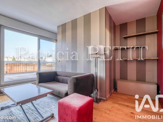 Studio 1 pièce 25 m²