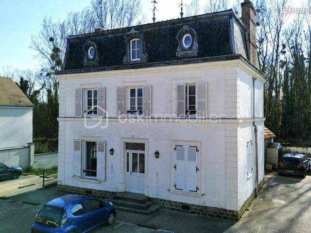 Studio 1 pièce 25 m²