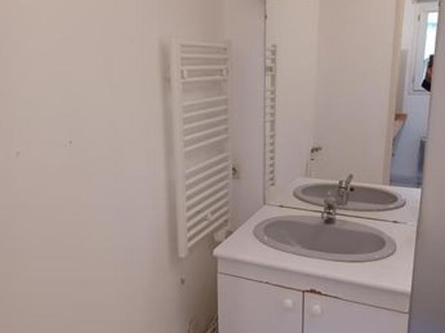 Studio 1 pièce 25 m²