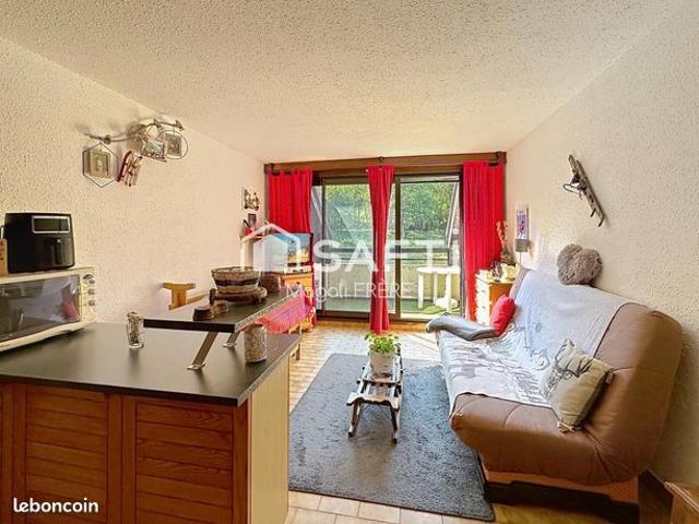 Studio 1 pièce 25 m²