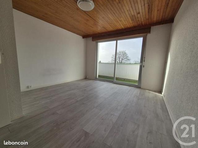 Studio 1 pièce 25 m²