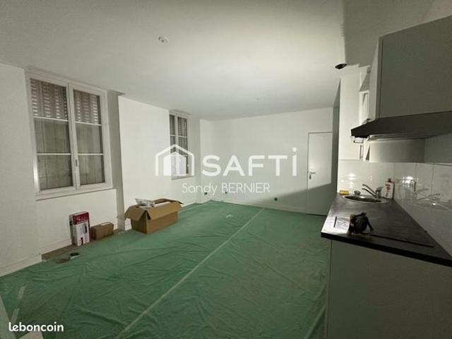 Studio 1 pièce 25 m²
