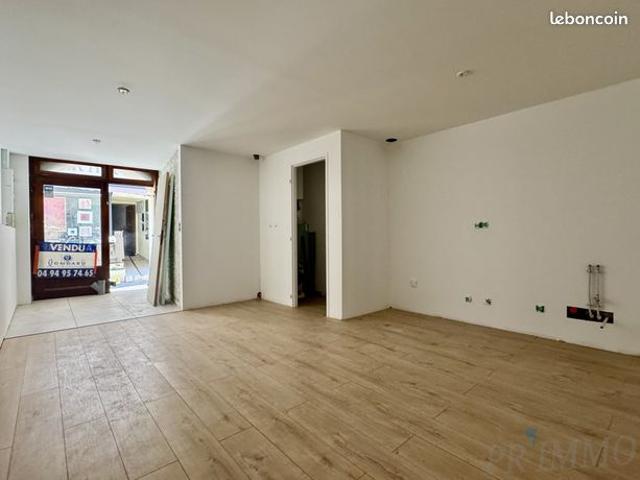 Studio 1 pièce 25 m²