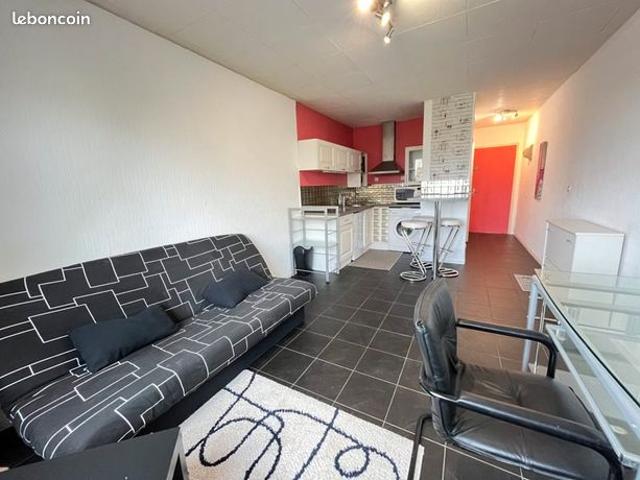 Studio 1 pièce 25 m²