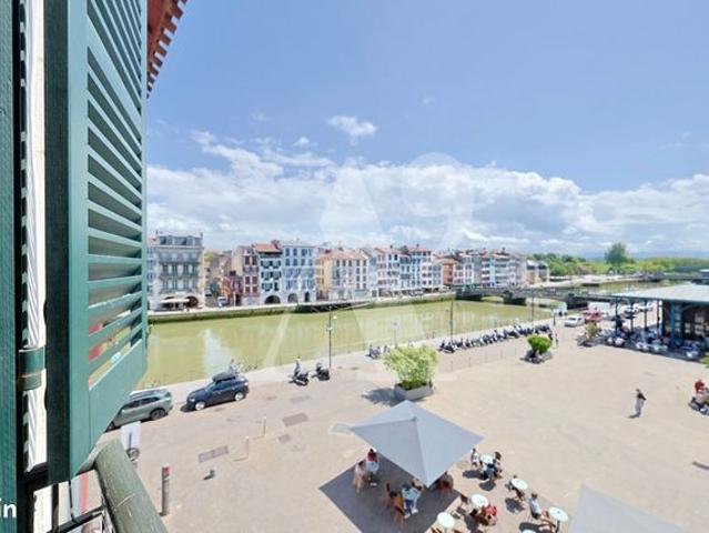 Studio 1 pièce 25 m²