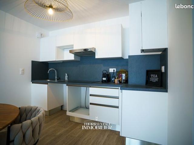 Studio 1 pièce 25 m²