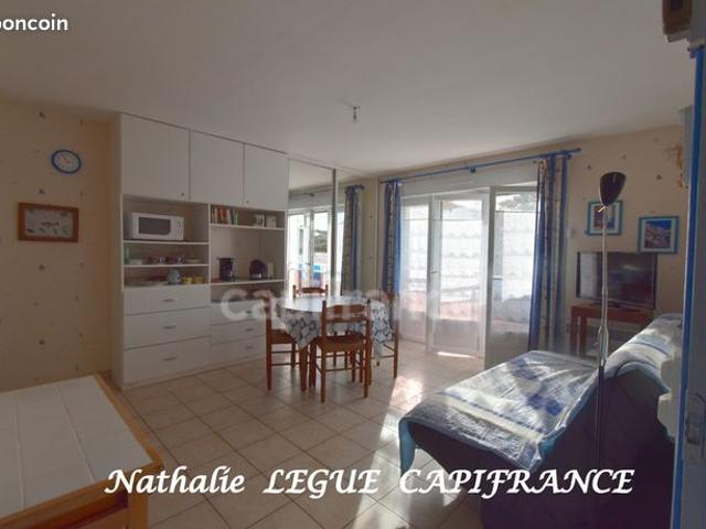 Studio 1 pièce 25 m²