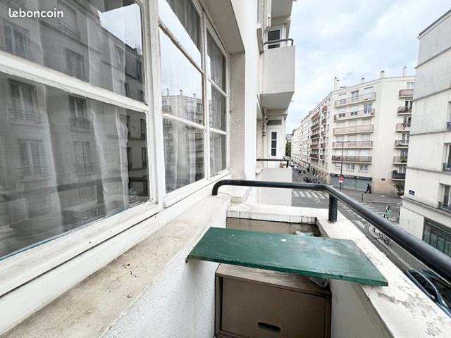 Studio 1 pièce 25 m²