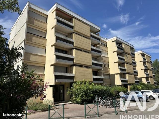 Studio 1 pièce 25 m²