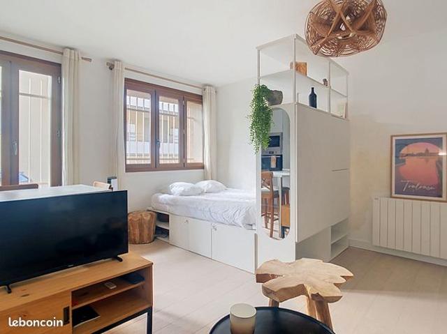 Studio 1 pièce 25 m²