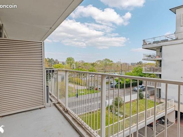 Studio 1 pièce 25 m²