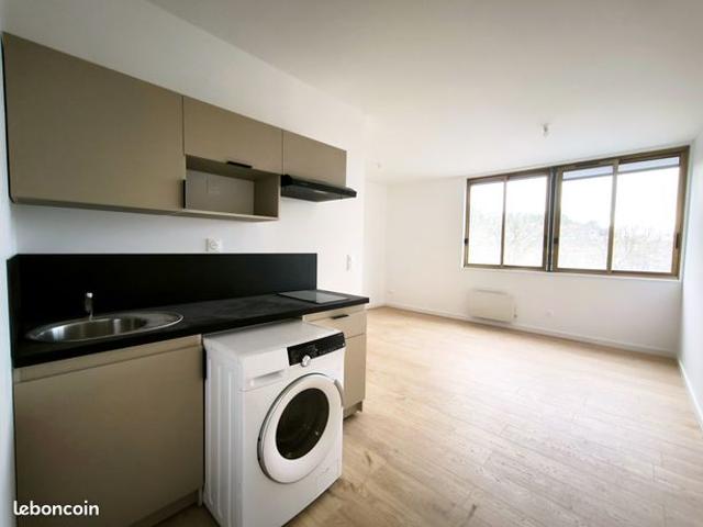 Studio 1 pièce 25 m²