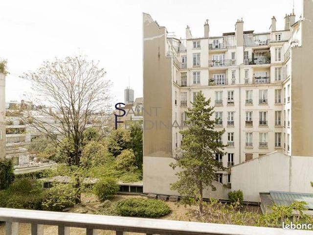 Studio 1 pièce 25 m²