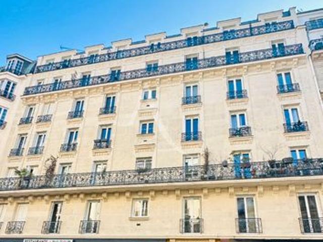 Studio 1 pièce 25 m²