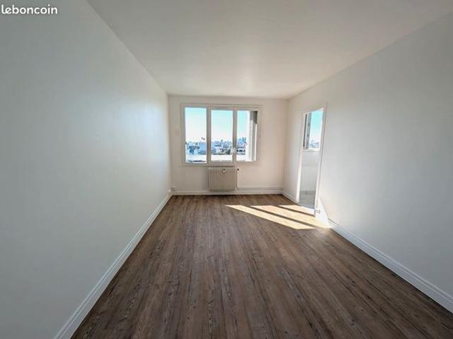 Studio 1 pièce 25 m²