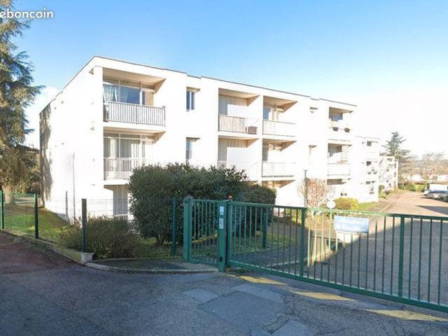 Studio 1 pièce 25 m²