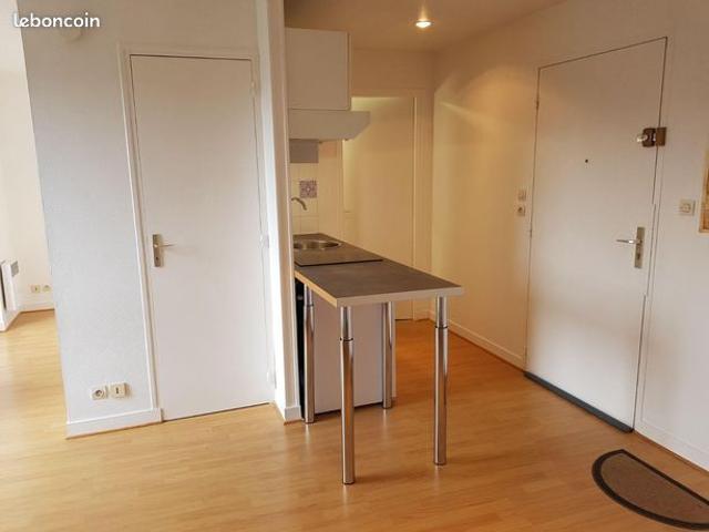 Studio 1 pièce 25 m²