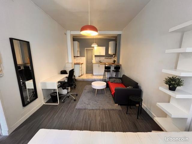 Studio 1 pièce 25 m²
