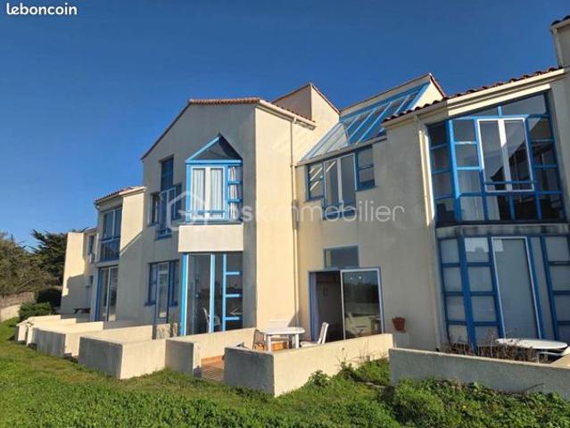 Studio 1 pièce 25 m²