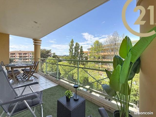 Studio 1 pièce 25 m²