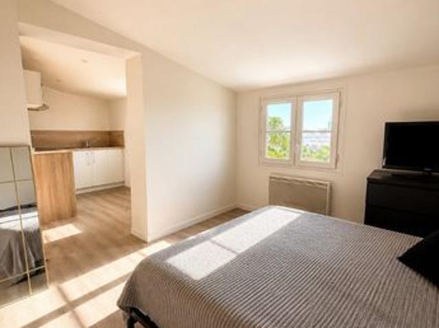 Studio 1 pièce 25 m²