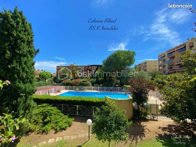 Studio 1 pièce 25 m²